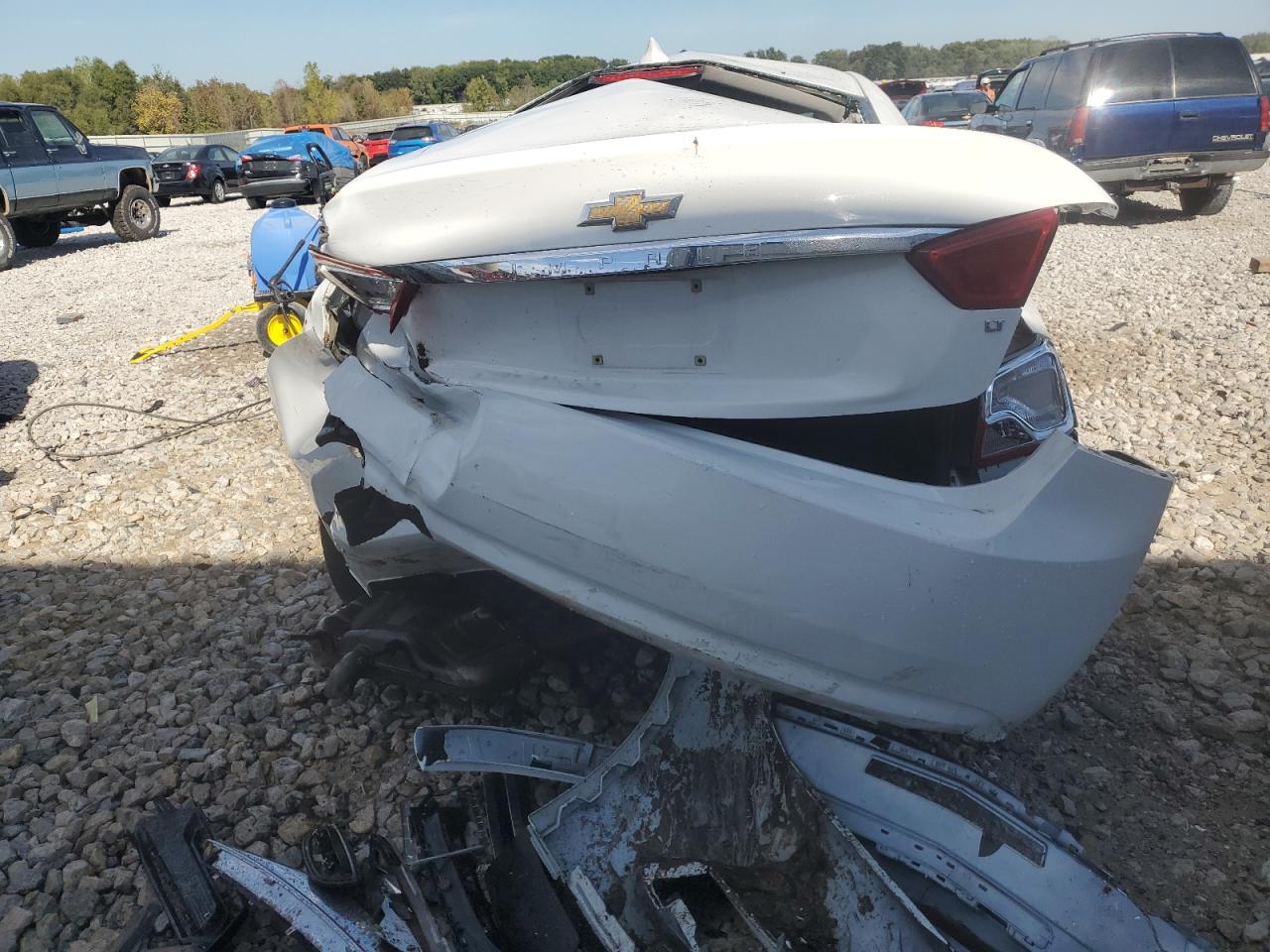 2017 Chevrolet Impala Lt VIN: 1G1105SA6HU144303 Lot: 84267495