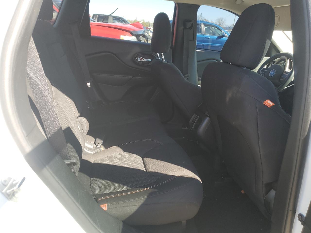 2017 Jeep Cherokee Latitude VIN: 1C4PJMCB7HW512413 Lot: 89555245