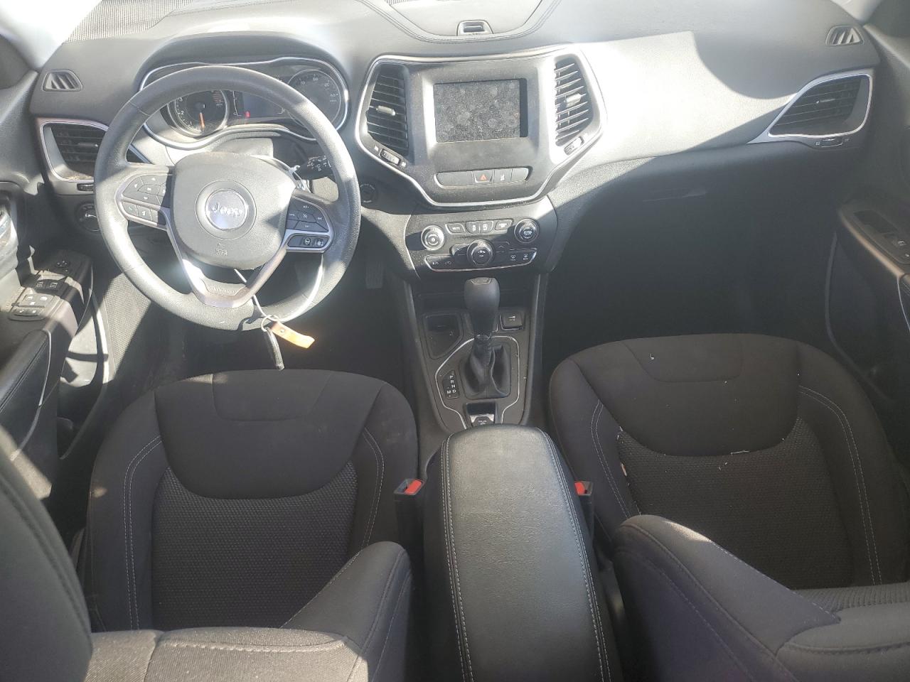 2021 Jeep Cherokee Latitude VIN: 1C4PJLCB1MD218036 Lot: 84981405