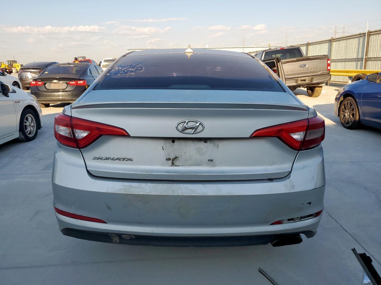 2016 Hyundai Sonata Se VIN: 5NPE24AF0GH375877 Lot: 84523095