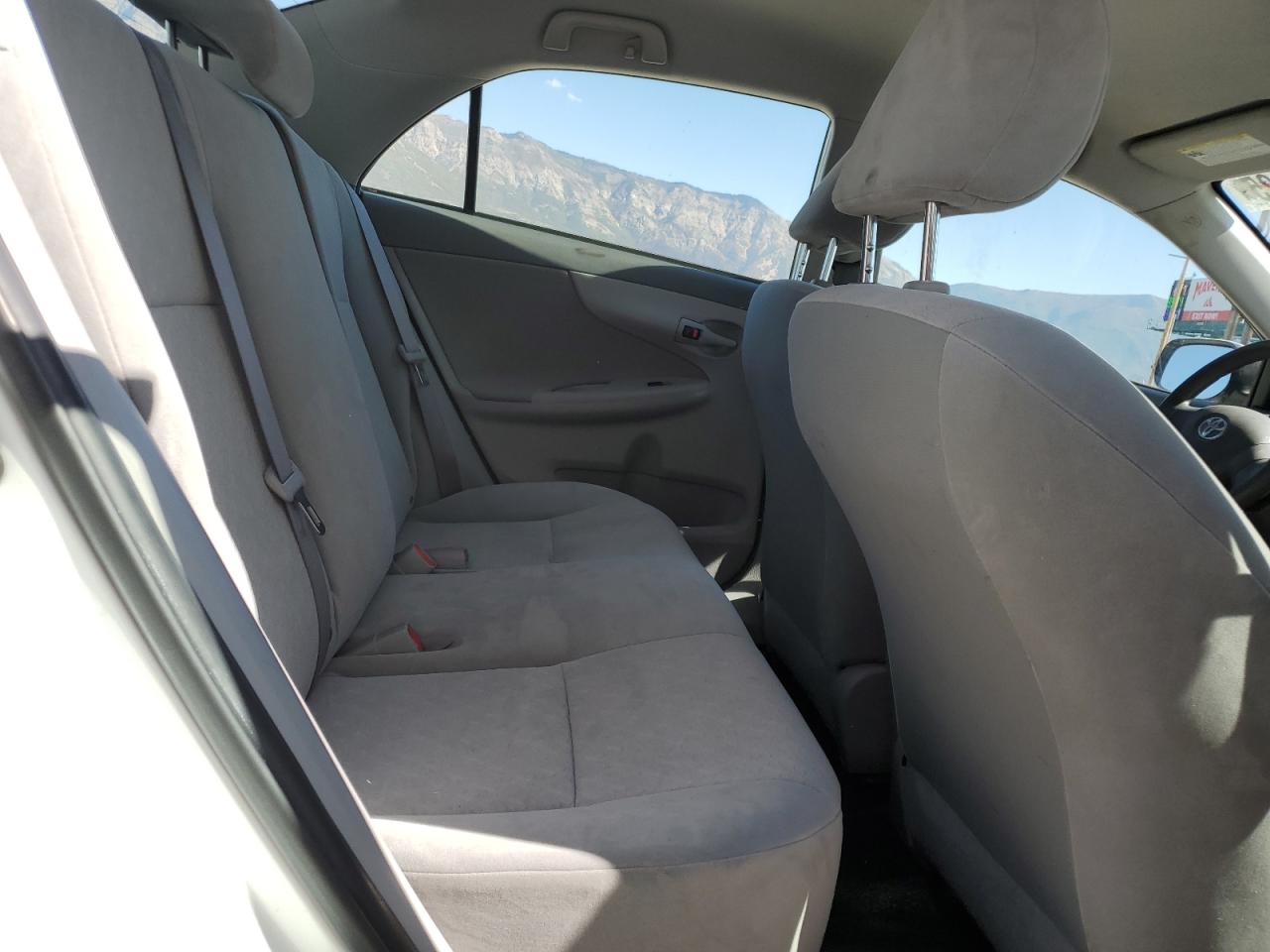 2009 Toyota Corolla Base VIN: JTDBL40E299045565 Lot: 84794425