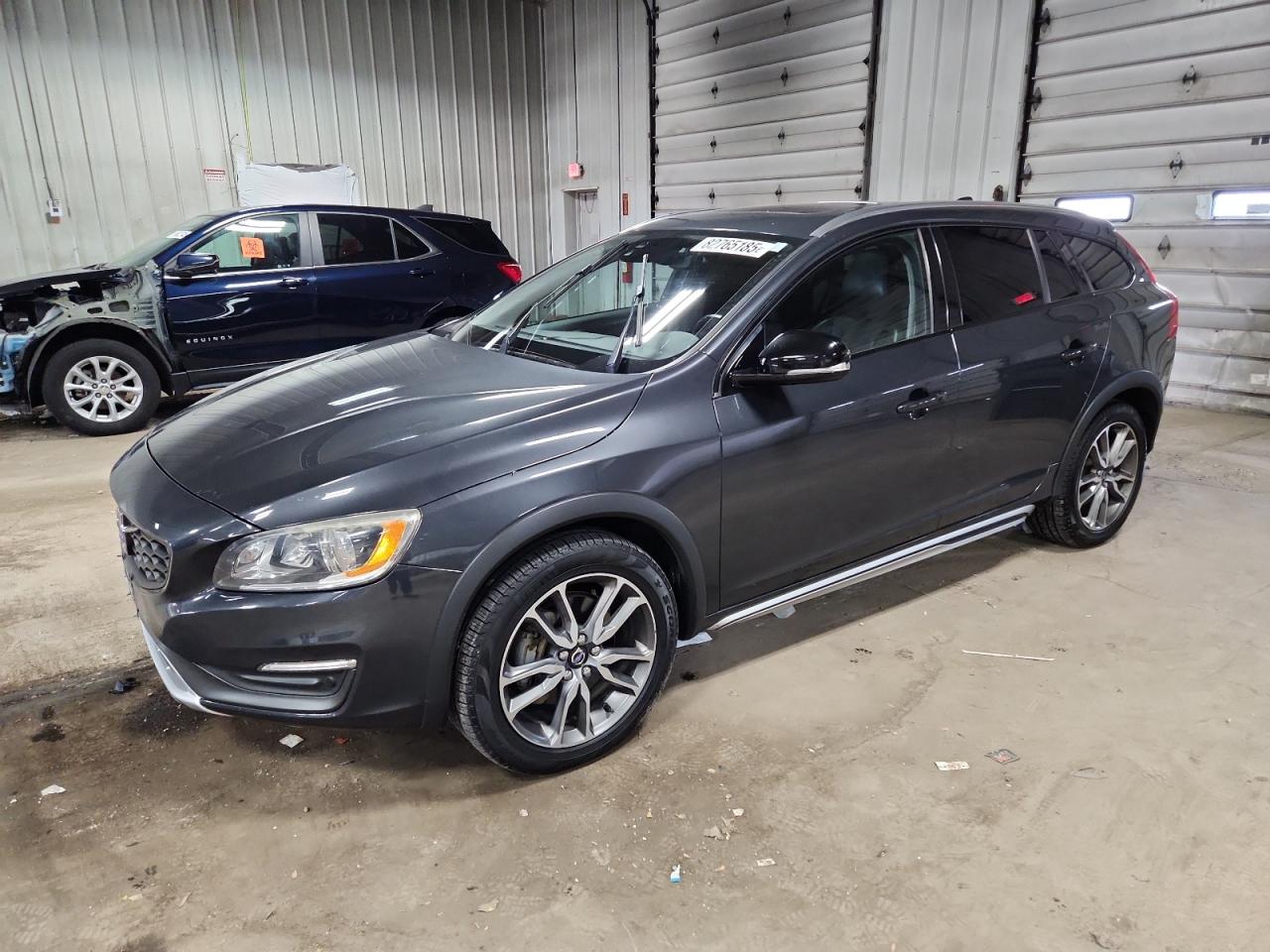 VOLVO V60 2015. Lot# 82765185. VIN YV4612HK5F1001993. Photo 1