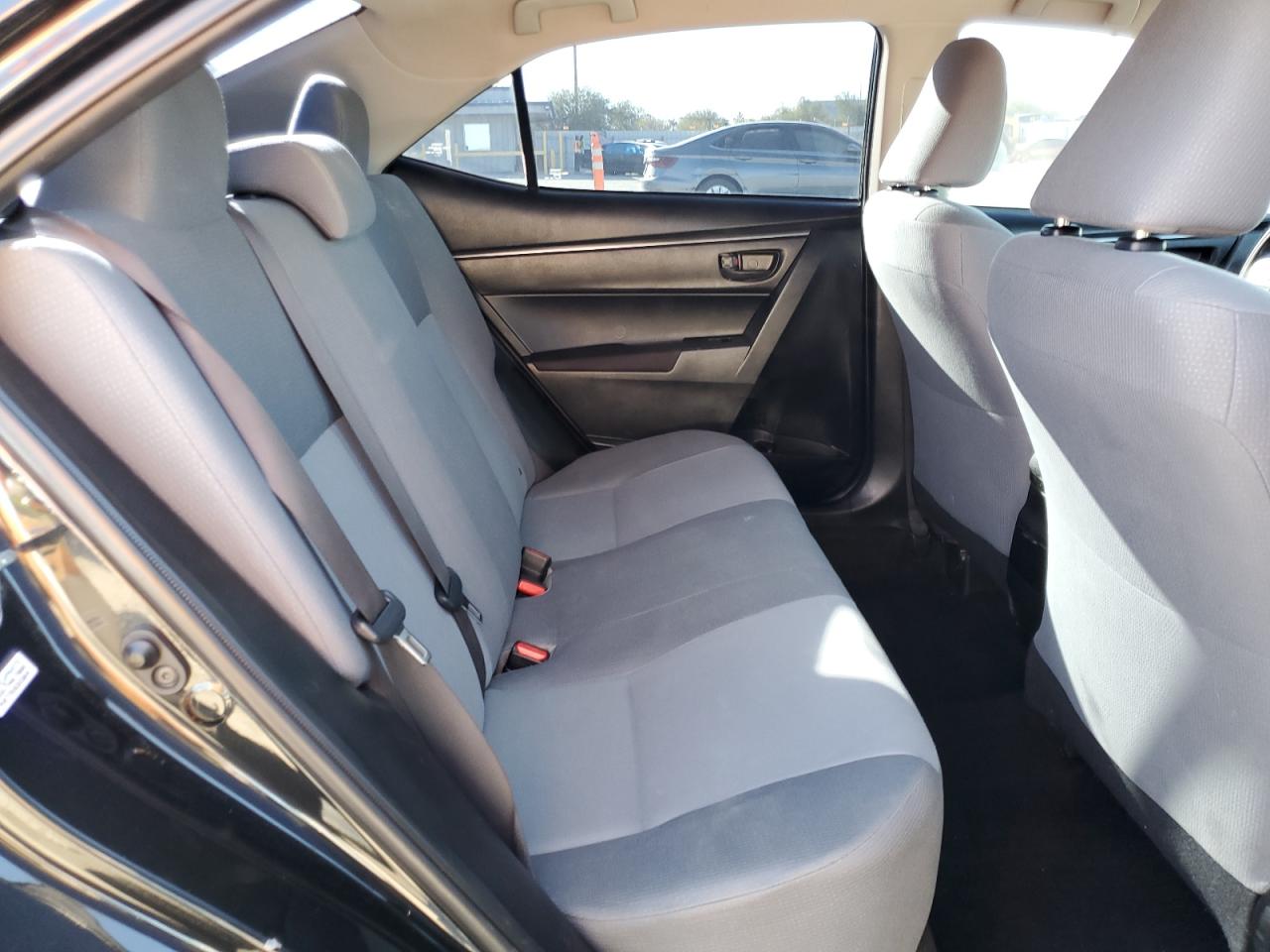 2014 Toyota Corolla L VIN: 5YFBURHE8EP112303 Lot: 84981575