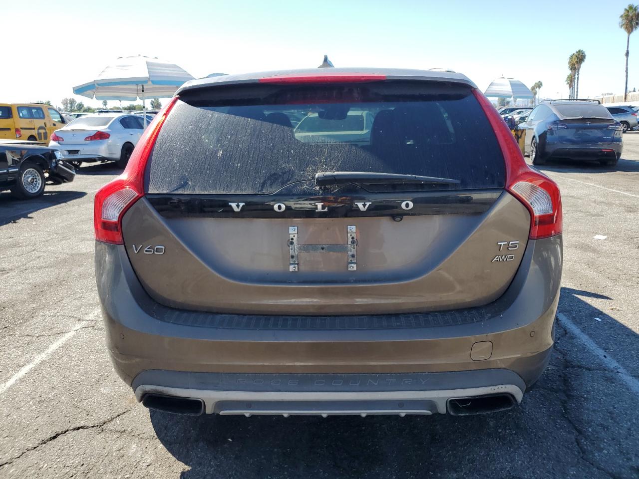 2016 Volvo V60 Cross Country Premier VIN: YV4612HK5G1013014 Lot: 82402165