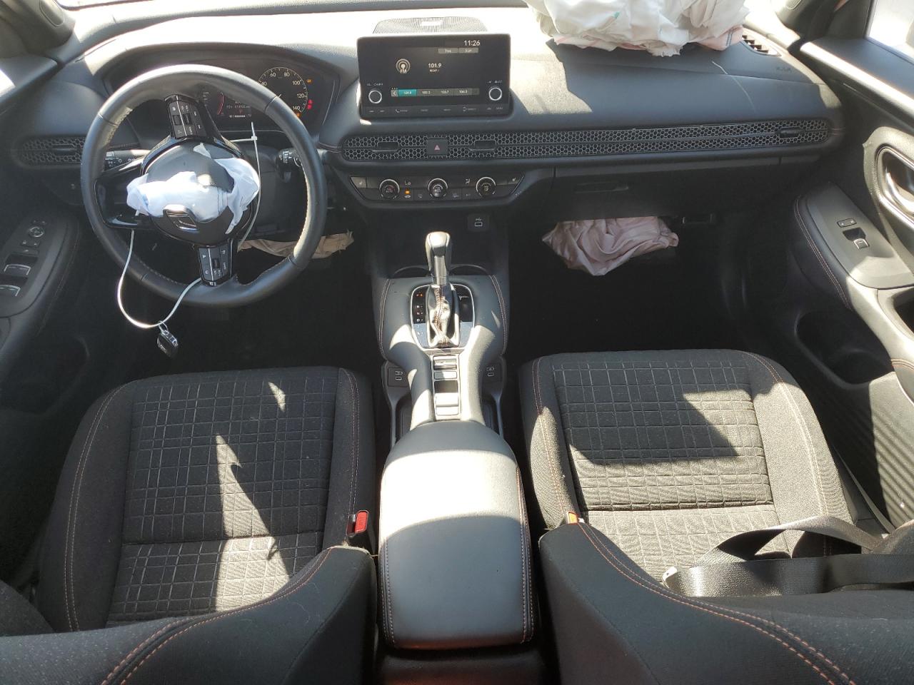 2025 Honda Hr-V Sport VIN: 3CZRZ1H50SM705636 Lot: 86516125