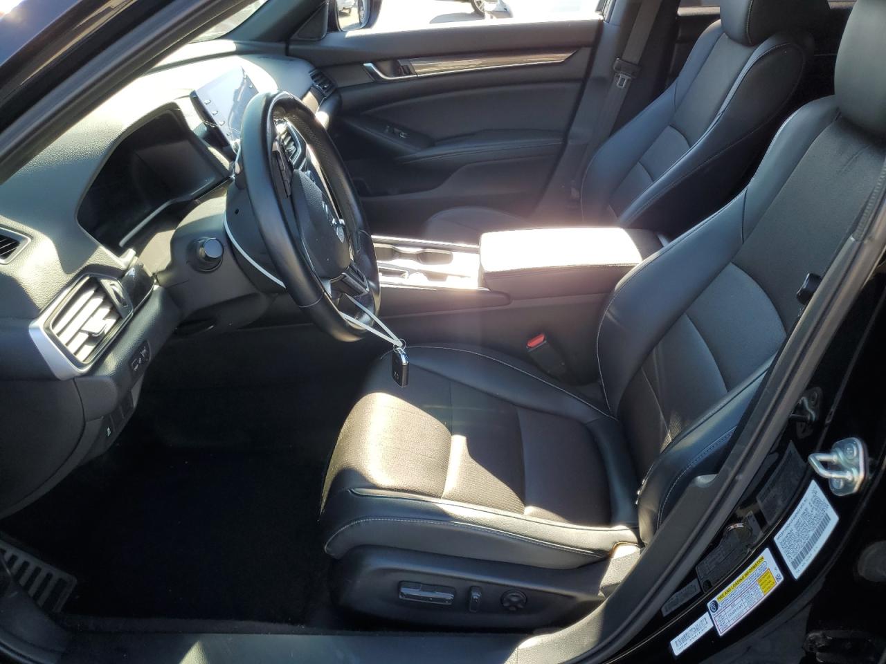 2018 Honda Accord Sport VIN: 1HGCV1F32JA014047 Lot: 82217335