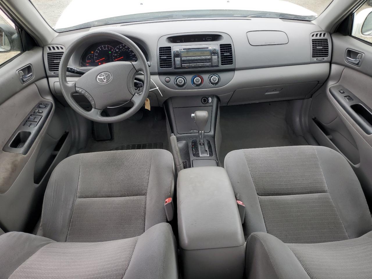 2005 Toyota Camry Le VIN: 4T1BE32K35U640354 Lot: 82371375