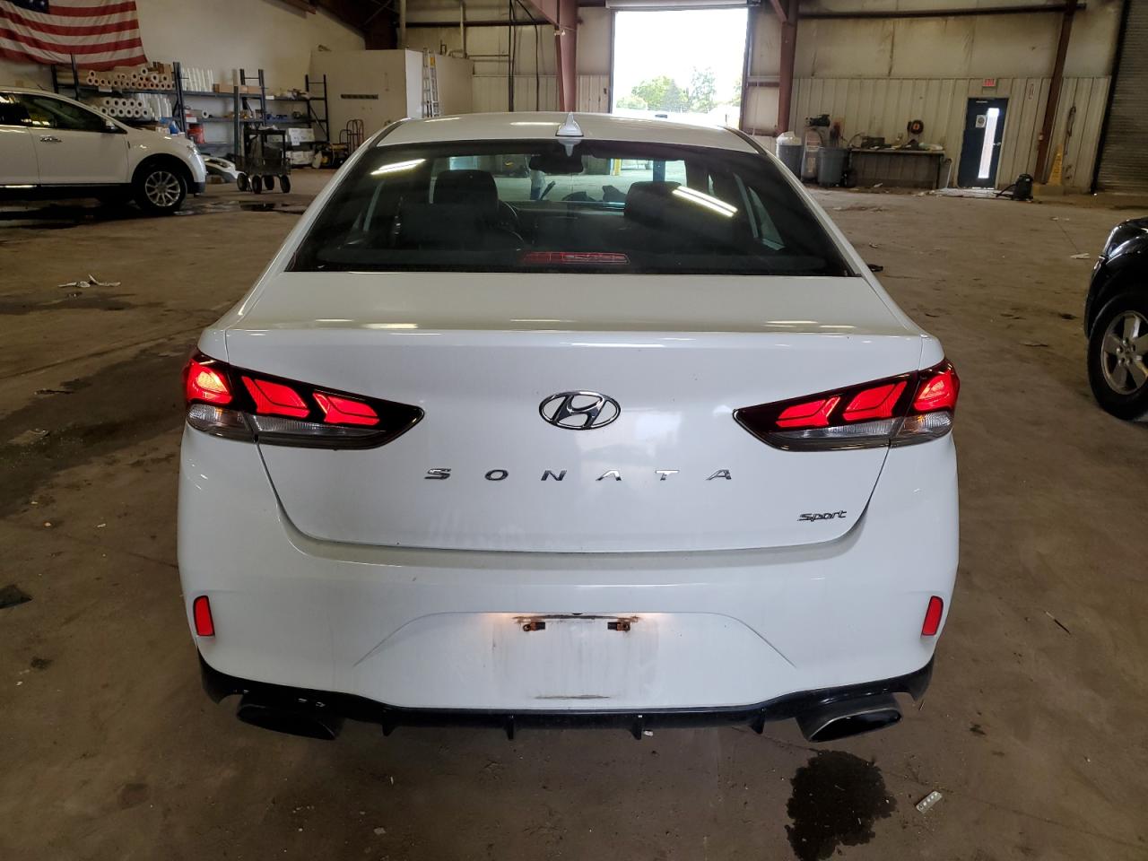 2018 Hyundai Sonata Sport VIN: 5NPE34AF4JH676088 Lot: 82366365