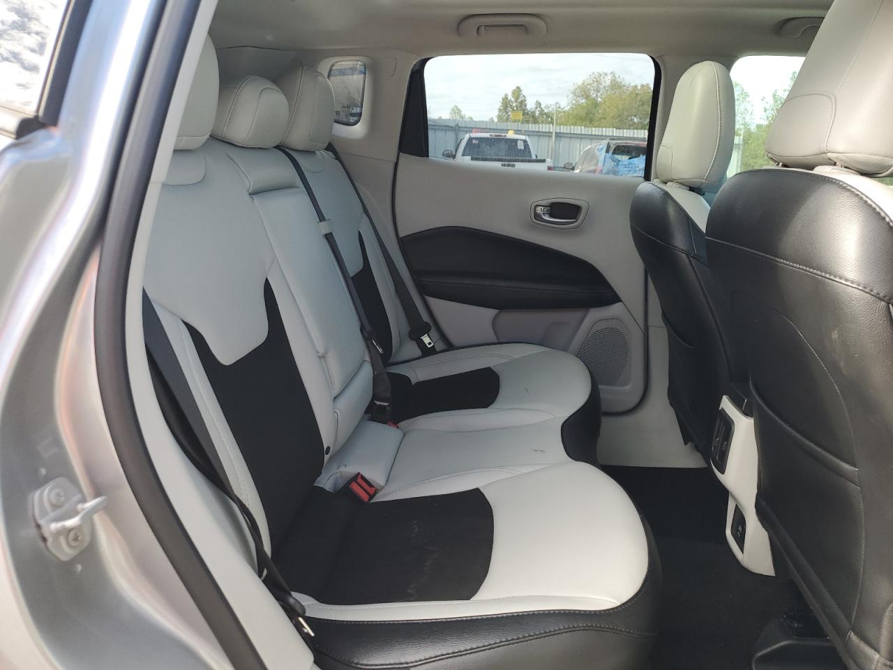 2020 Jeep Compass Latitude VIN: 3C4NJCBB8LT198742 Lot: 85108105