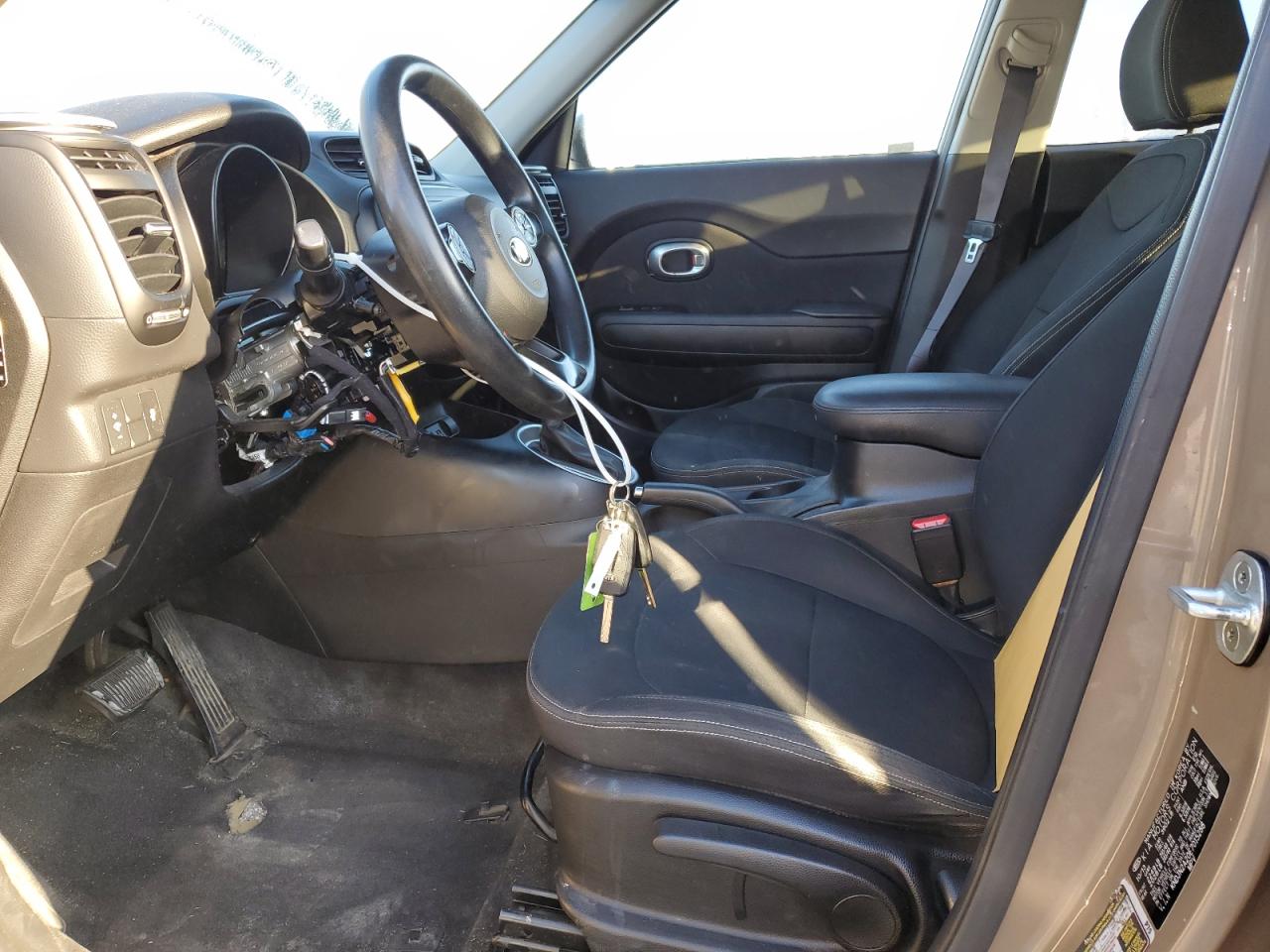 2014 Kia Soul VIN: KNDJN2A20E7015288 Lot: 82443745