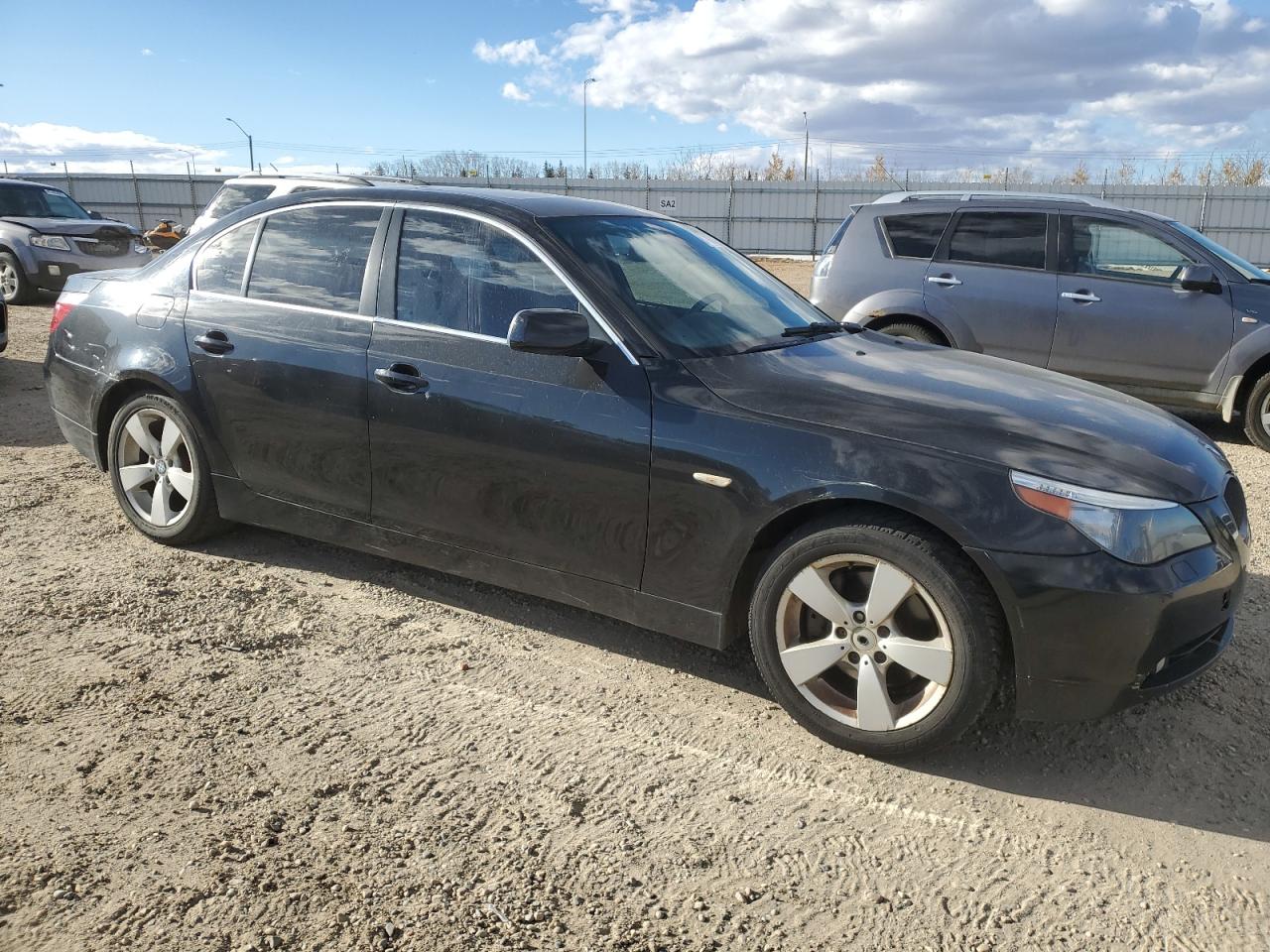car-image car-image