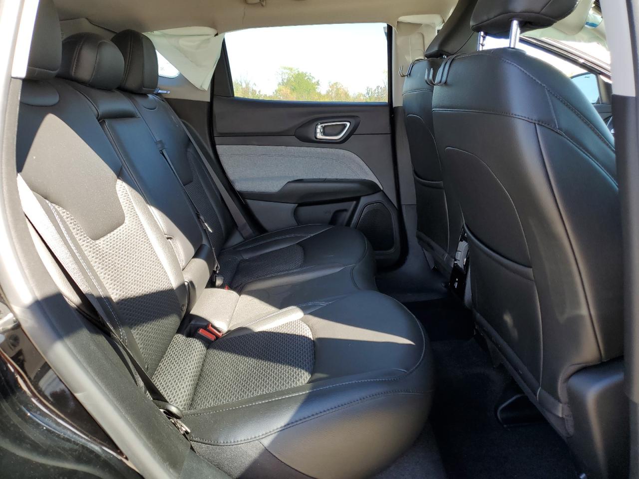 2022 Jeep Compass Latitude VIN: 3C4NJDBB6NT217572 Lot: 84811385