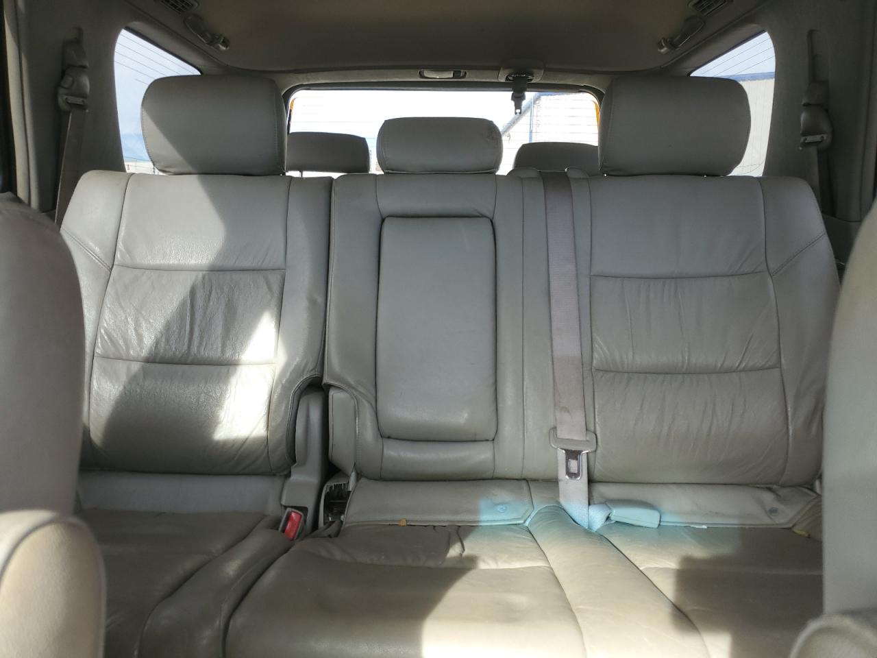 2005 Toyota Sequoia Sr5 VIN: 5TDZT34A85S255146 Lot: 89858665