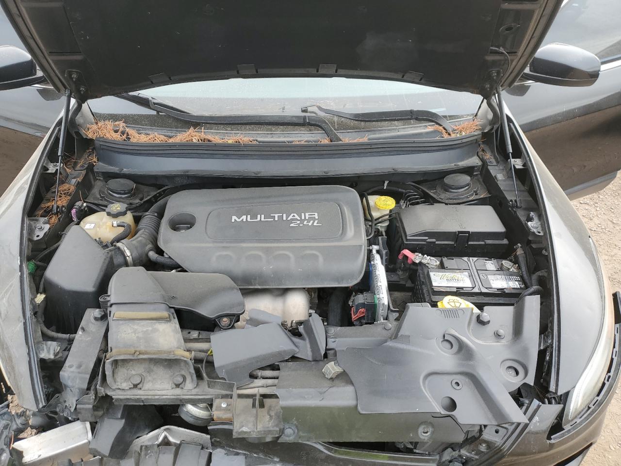 2015 Jeep Cherokee Latitude VIN: 1C4PJMCB9FW739244 Lot: 91007465