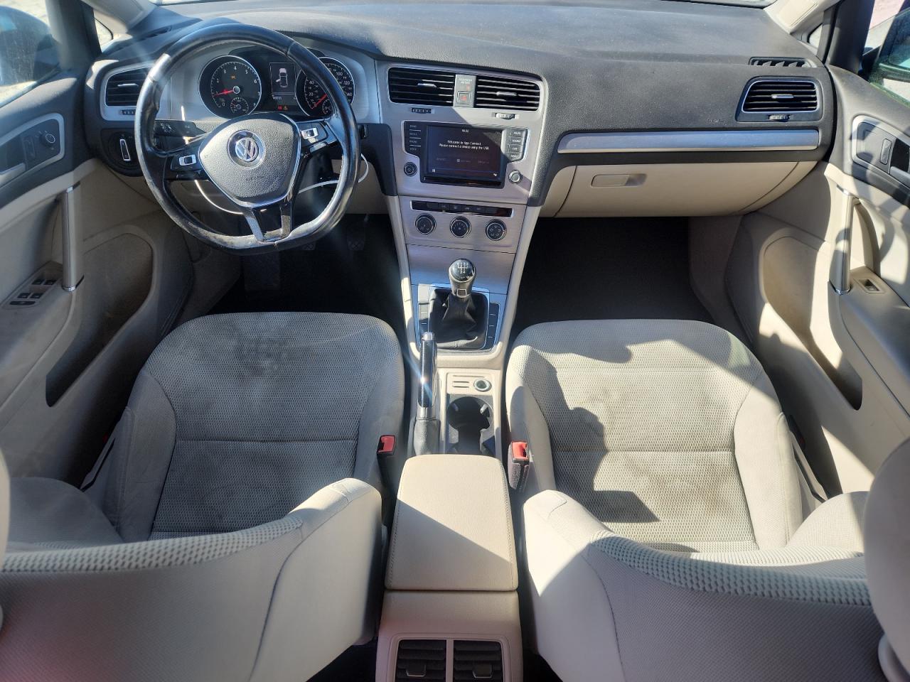 2017 Volkswagen Golf S VIN: 3VW117AU4HM033052 Lot: 82427885