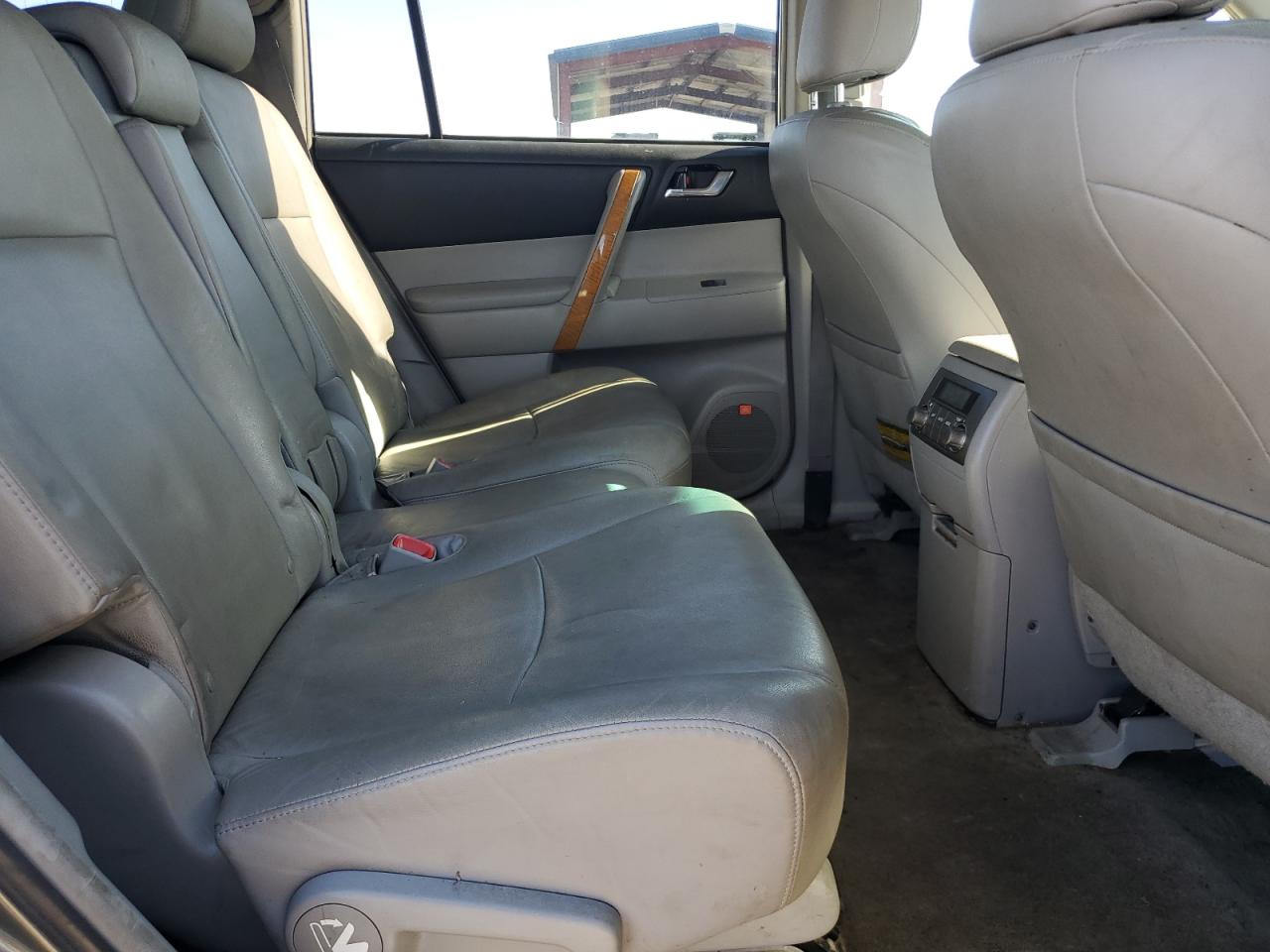 2008 Toyota Highlander Hybrid Limited VIN: JTEEW44A882023942 Lot: 85922815