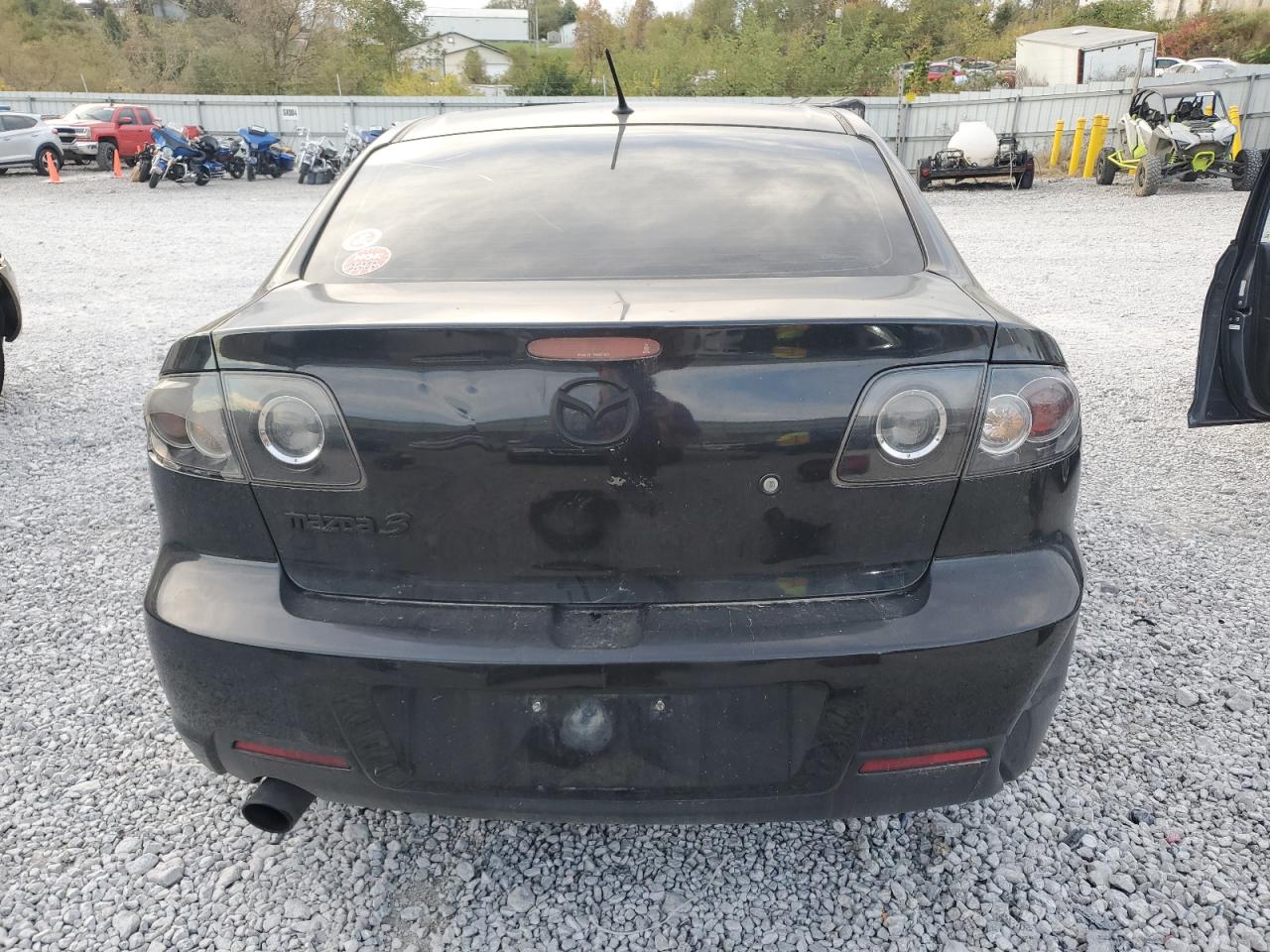 2008 Mazda 3 I VIN: JM1BK32F881825215 Lot: 82776195