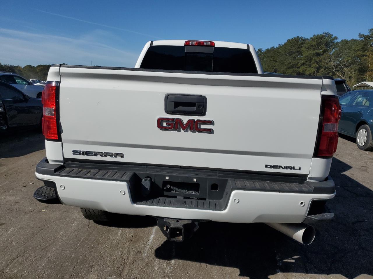 2016 GMC Sierra K2500 Denali VIN: 1GT12UE88GF272601 Lot: 89618305