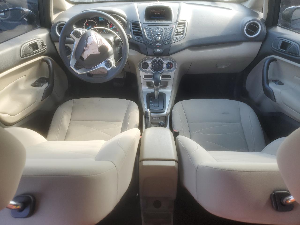 2019 Ford Fiesta Se VIN: 3FADP4BJ2KM135657 Lot: 86174375