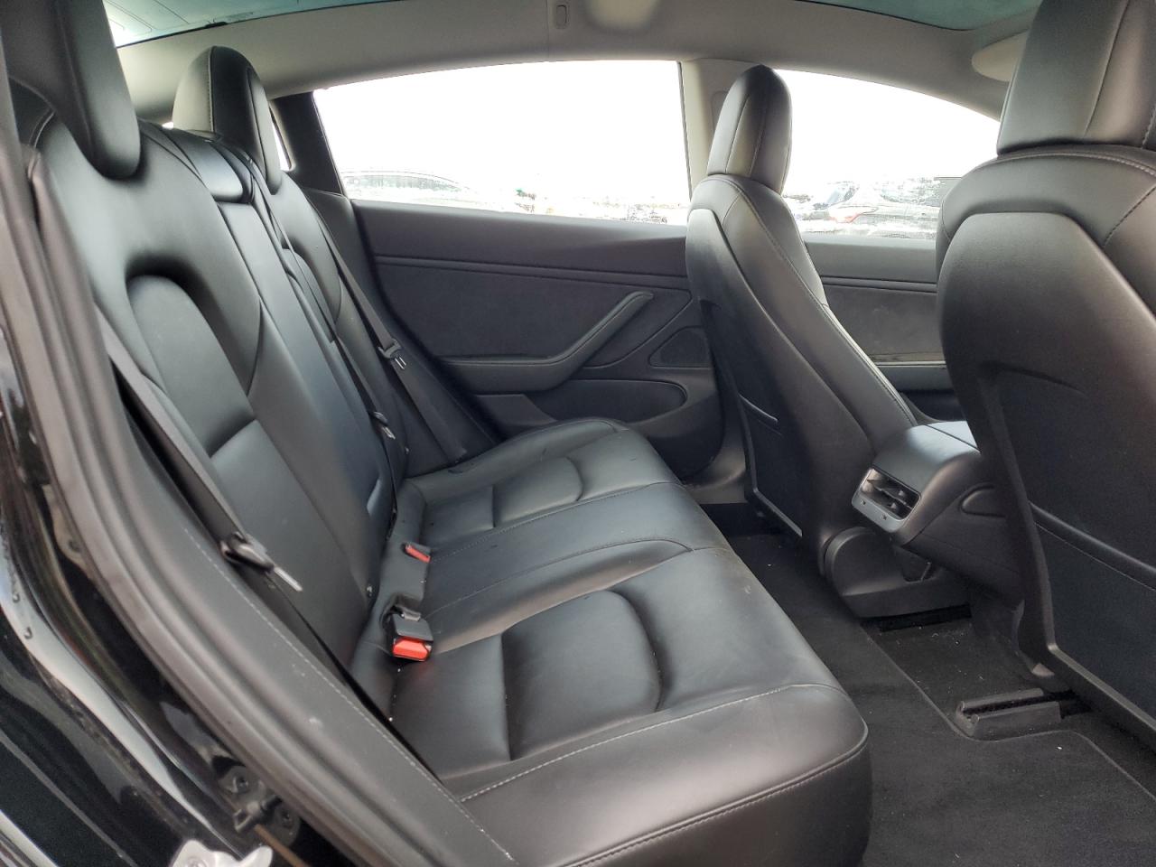 2018 Tesla Model 3 VIN: 5YJ3E1EB4JF127481 Lot: 87193885