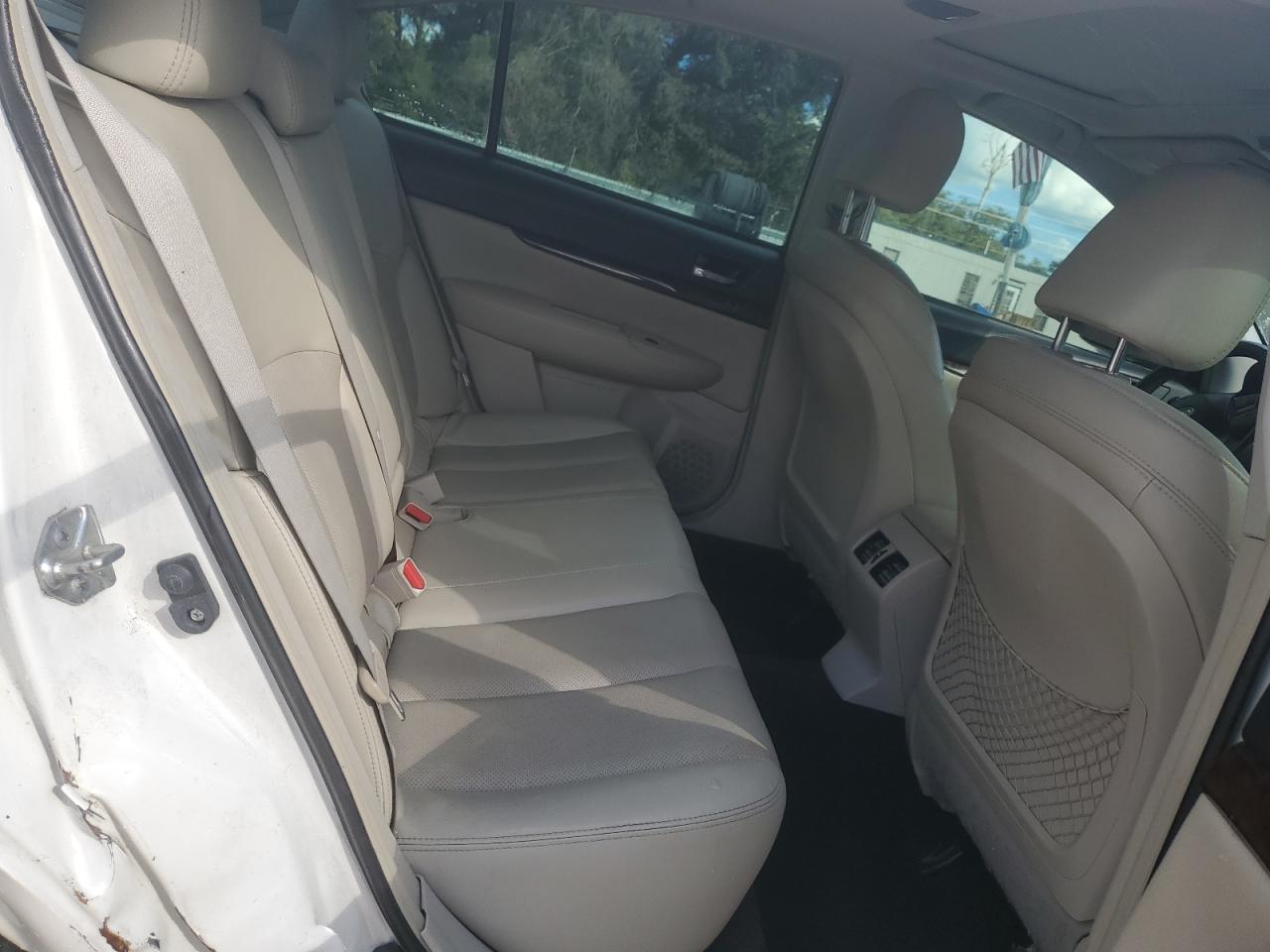 2013 Subaru Legacy 2.5I Limited VIN: 4S3BMCK67D3010688 Lot: 86506465
