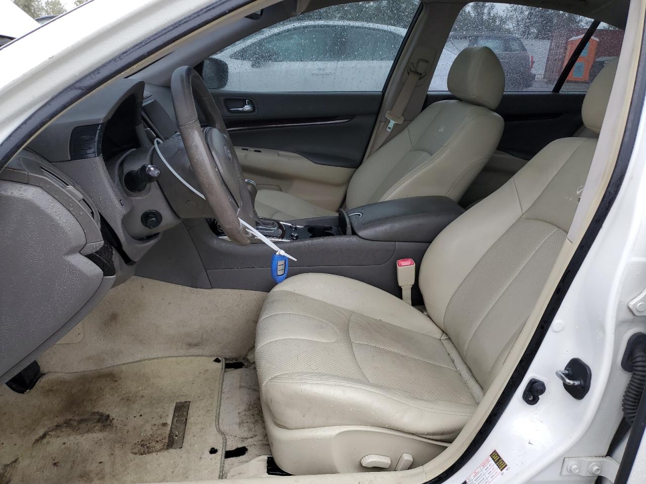 2011 Infiniti G37 Base VIN: JN1CV6AP7BM300050 Lot: 84932495