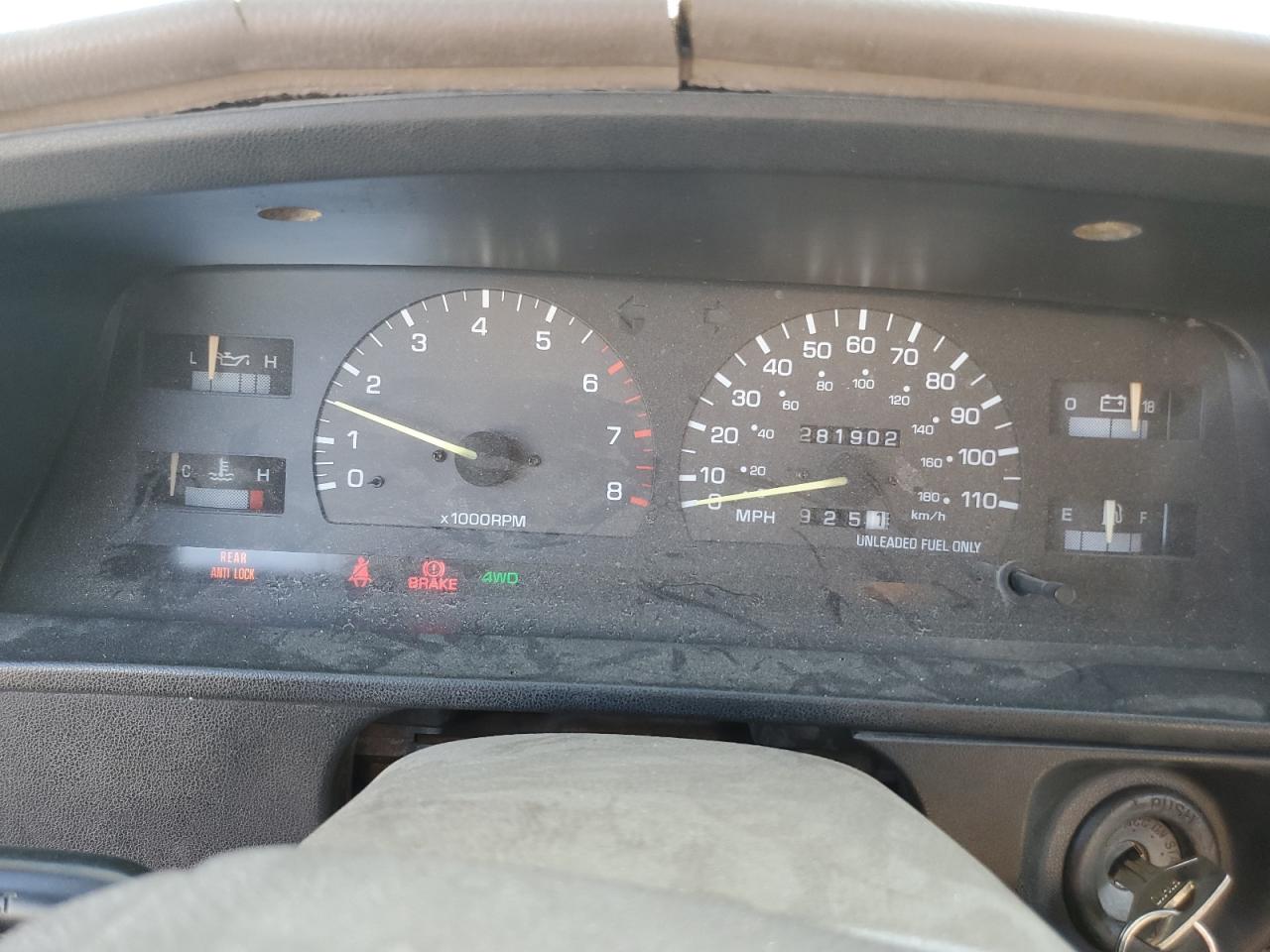 1994 Toyota 4Runner Vn39 Sr5 VIN: JT3VN39W0R8059620 Lot: 81392285