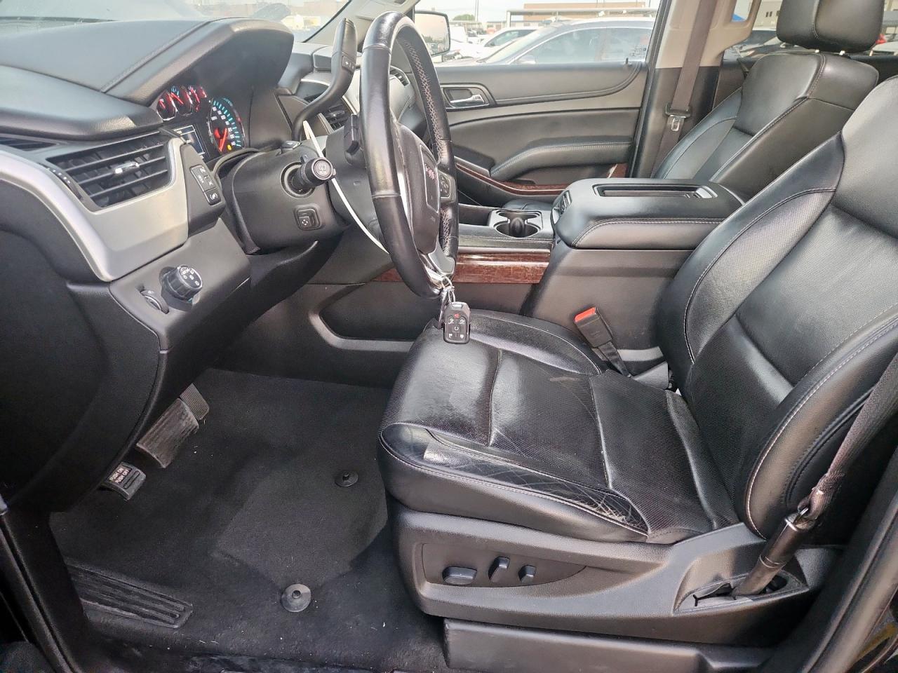 2019 GMC Yukon Xl C1500 Slt VIN: 1GKS1GKC1KR294288 Lot: 86081075