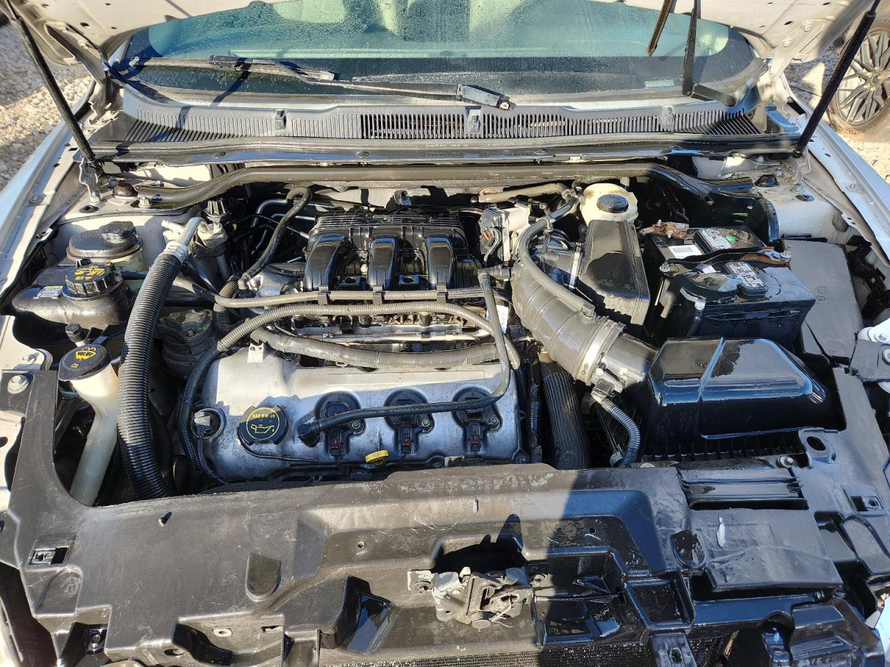 2011 Ford Taurus Se VIN: 1FAHP2DW7BG144699 Lot: 85302495