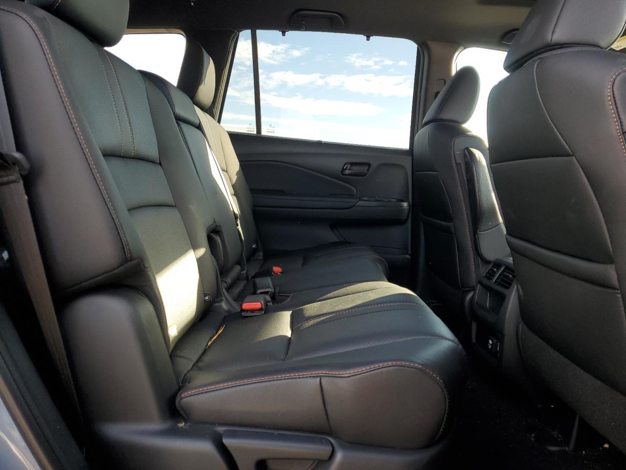 2023 Honda Passport Trail Sport VIN: 5FNYF8H64PB035984 Lot: 82479645