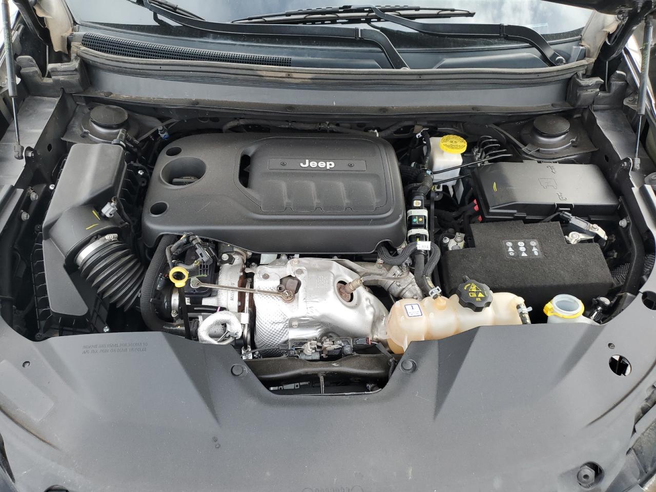 2019 Jeep Cherokee Limited VIN: 1C4PJMDN8KD334023 Lot: 86085815