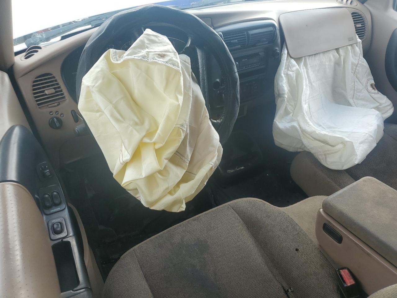 2001 Ford Ranger Super Cab VIN: 1FTYR14V31PB18962 Lot: 81943795