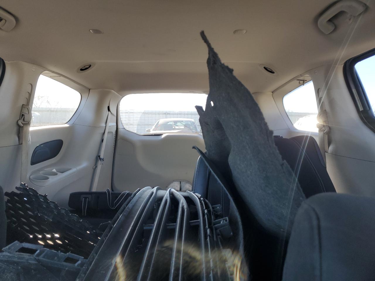 2020 Chrysler Voyager Lx VIN: 2C4RC1CG0LR113289 Lot: 86124615