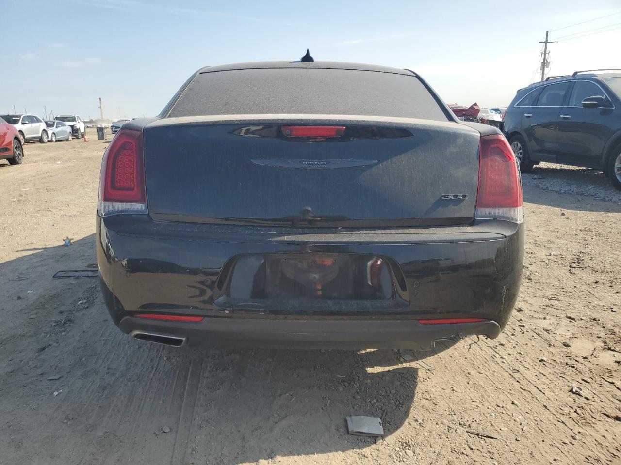 2022 Chrysler 300 Touring L VIN: 2C3CCADG7NH218171 Lot: 89713585