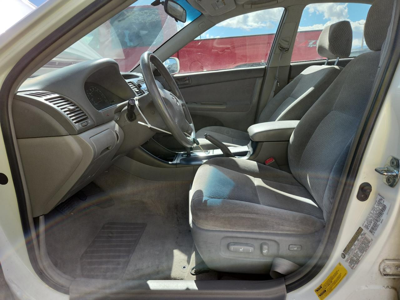 2004 Toyota Camry Le VIN: 4T1BF30K74U067120 Lot: 86119765