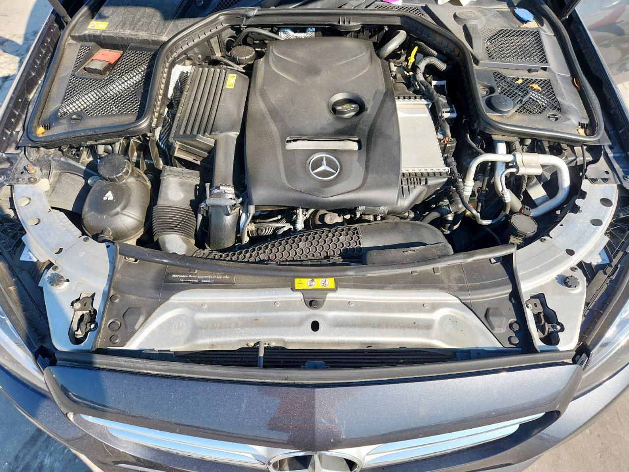 2015 Mercedes-Benz C 300 4Matic VIN: 55SWF4KB1FU069092 Lot: 81920445