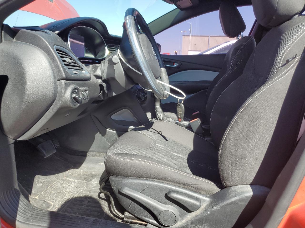 2016 Dodge Dart Sxt VIN: 1C3CDFBB5GD732859 Lot: 86901255