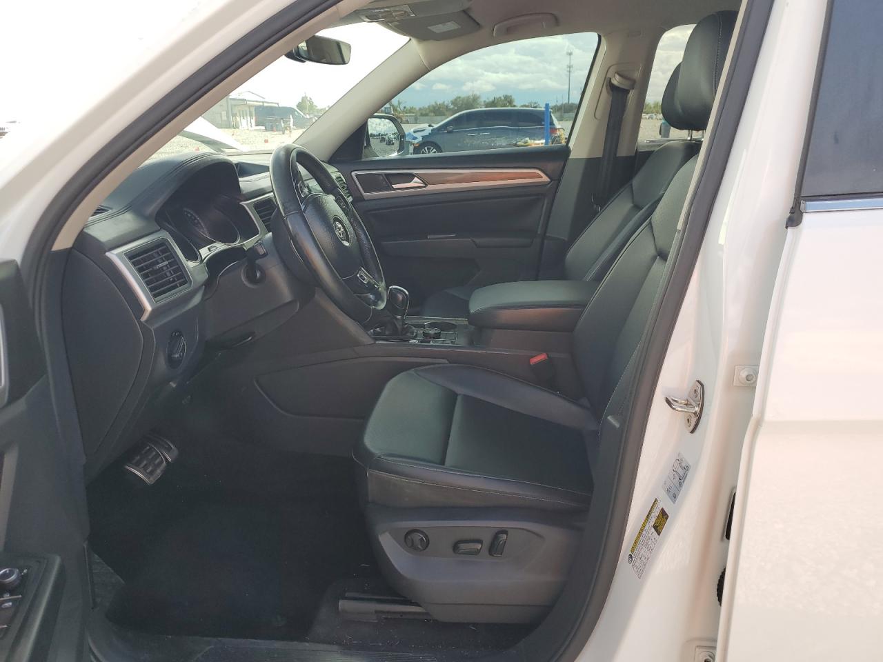 2018 Volkswagen Atlas Se VIN: 1V2PR2CA6JC528953 Lot: 86447495