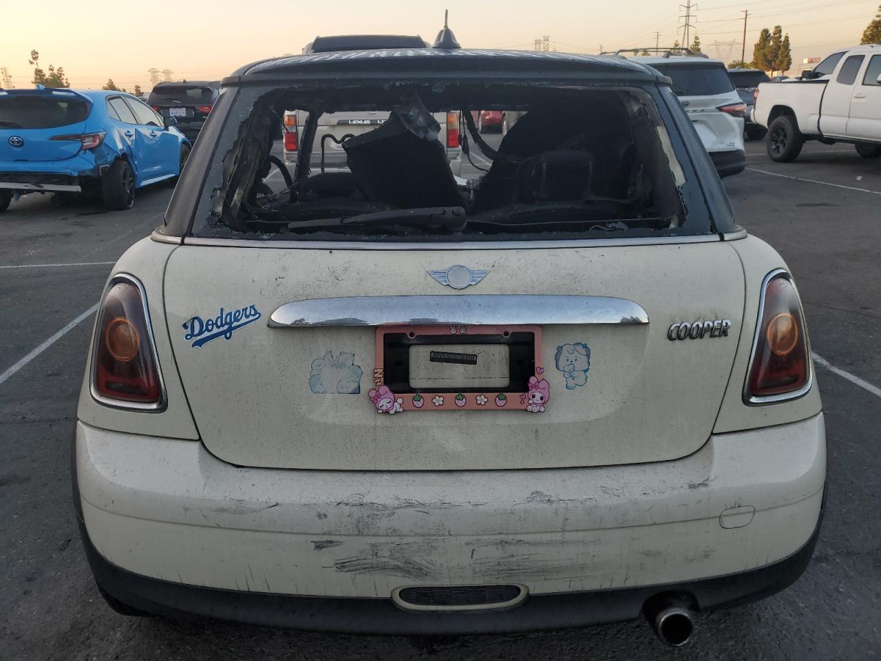 2010 Mini Cooper VIN: WMWMF3C55ATZ62400 Lot: 82146225