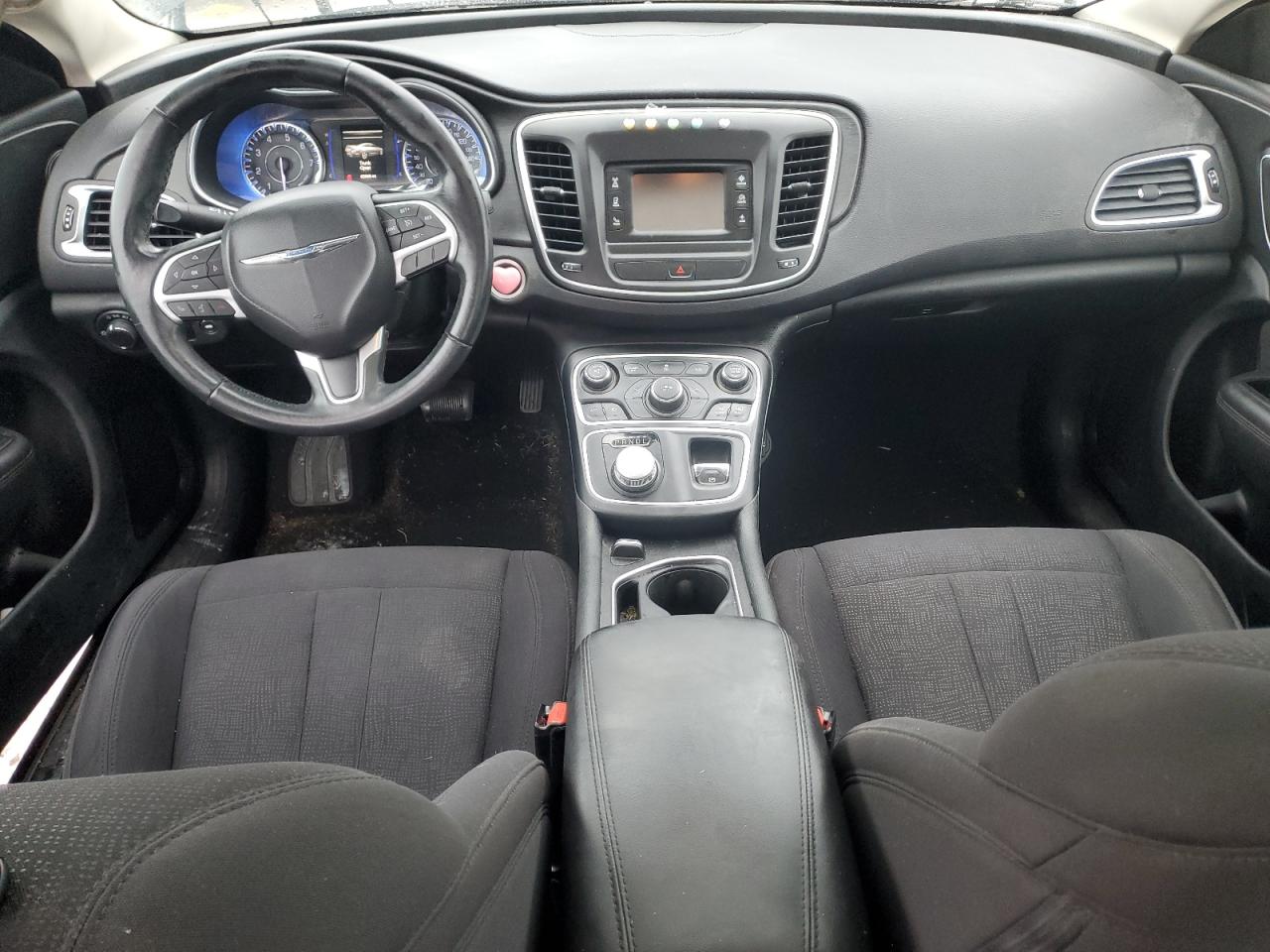 2015 Chrysler 200 Limited VIN: 1C3CCCAB2FN533635 Lot: 90597775