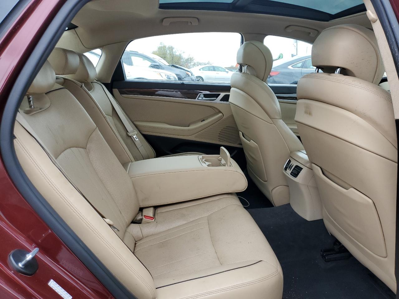 2016 Hyundai Genesis 3.8L VIN: KMHGN4JE1GU106750 Lot: 91057325