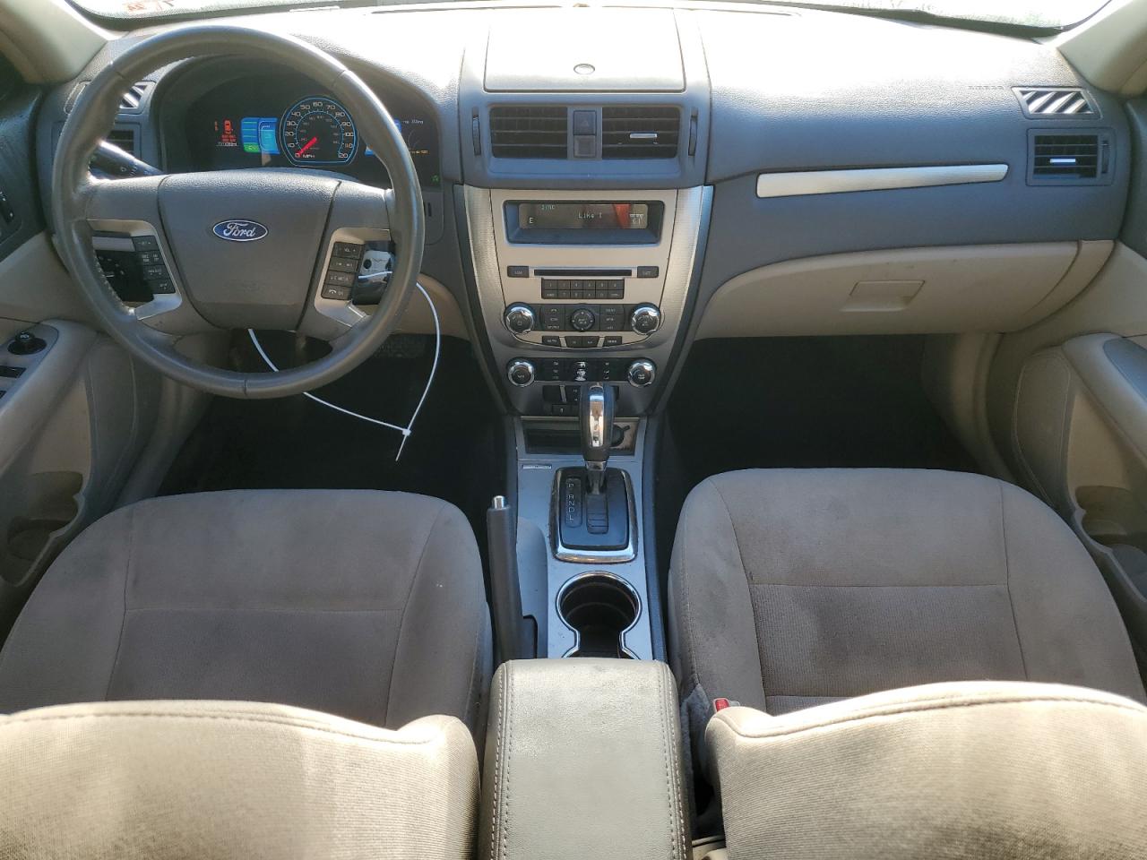 2010 Ford Fusion Hybrid VIN: 3FADP0L30AR384940 Lot: 85367355