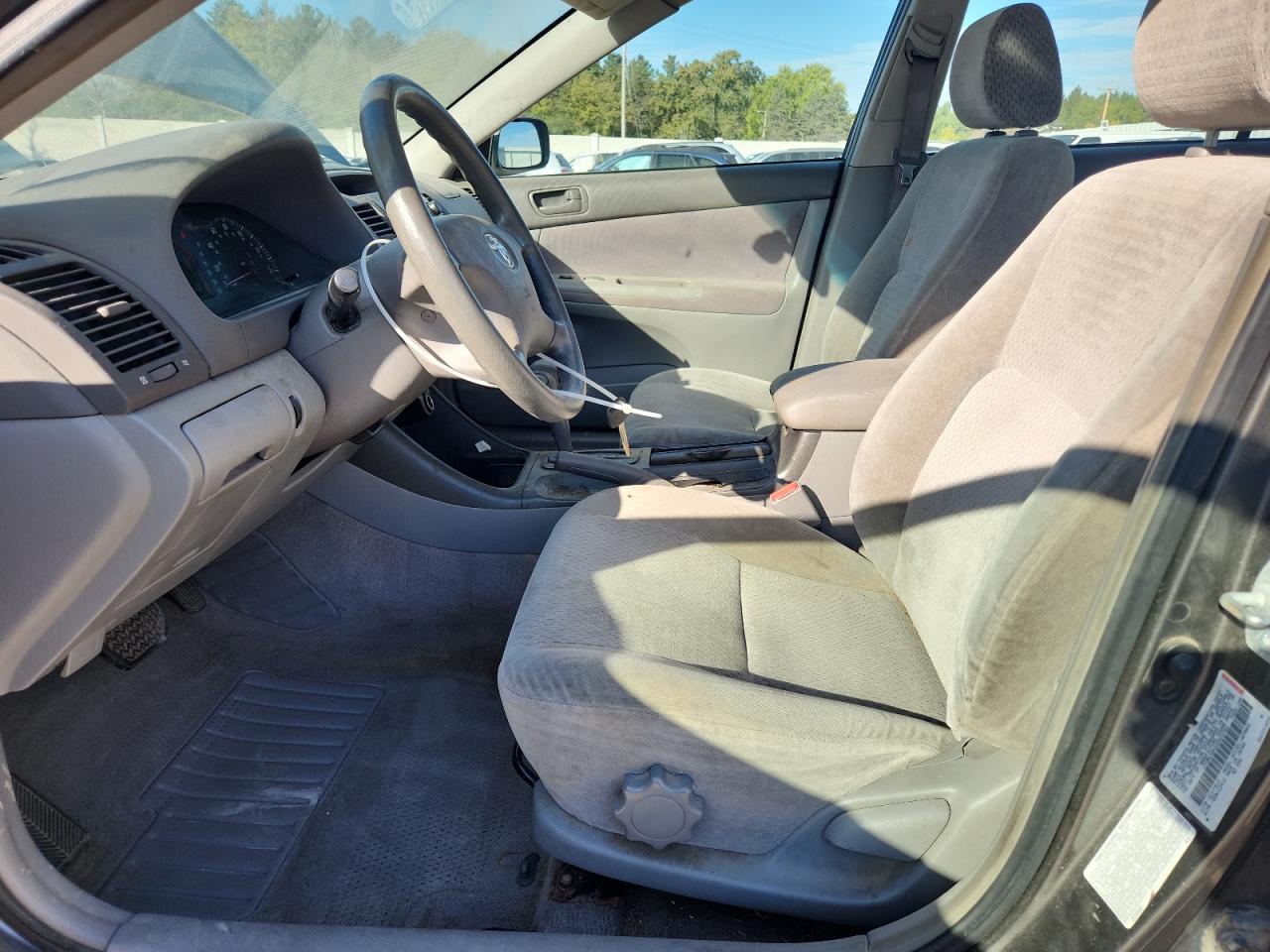 2002 Toyota Camry Le VIN: JTDBE32K220023762 Lot: 85343375