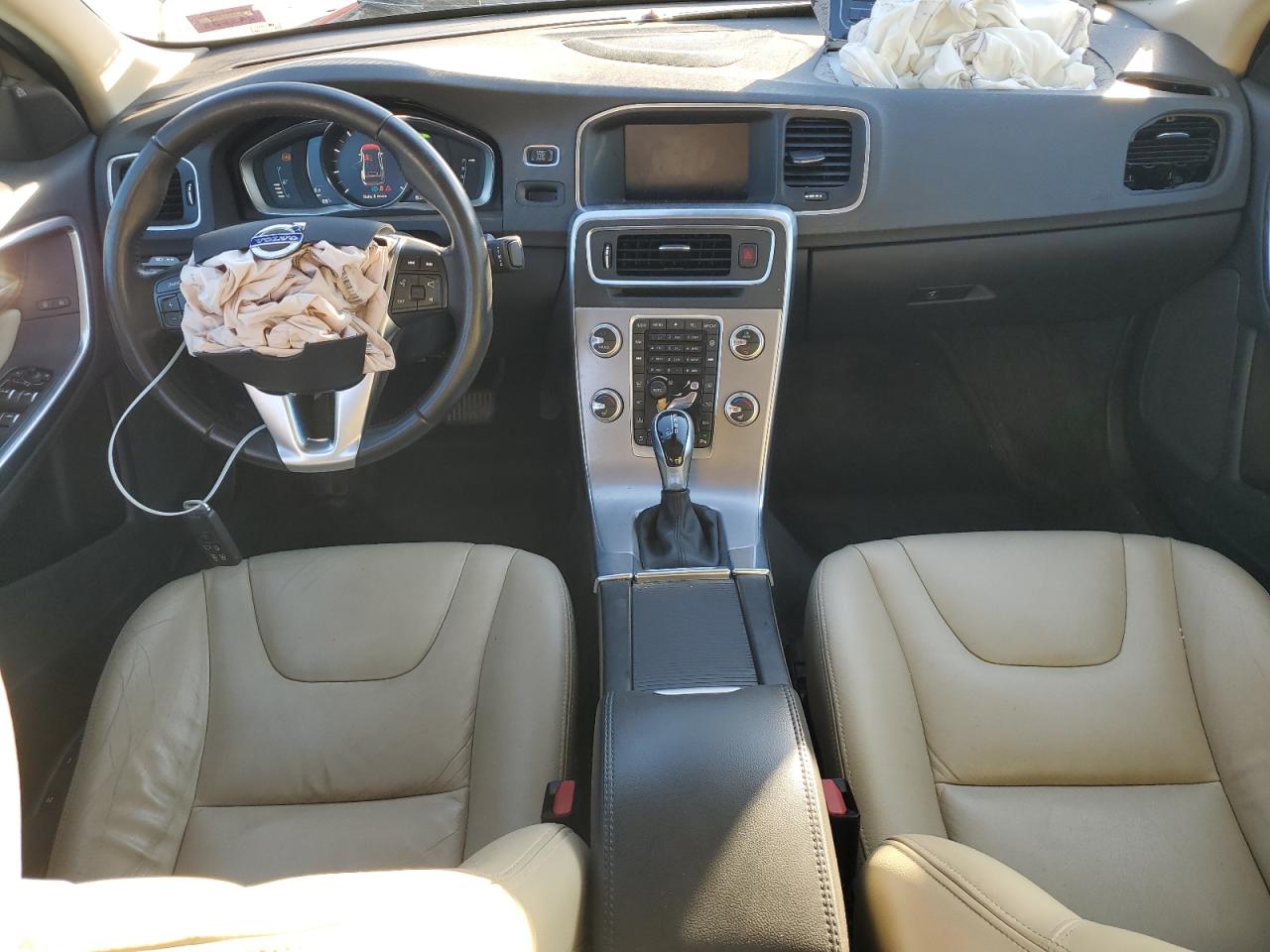 2017 Volvo S60 Premier VIN: LYV402HK4HB147441 Lot: 82191015