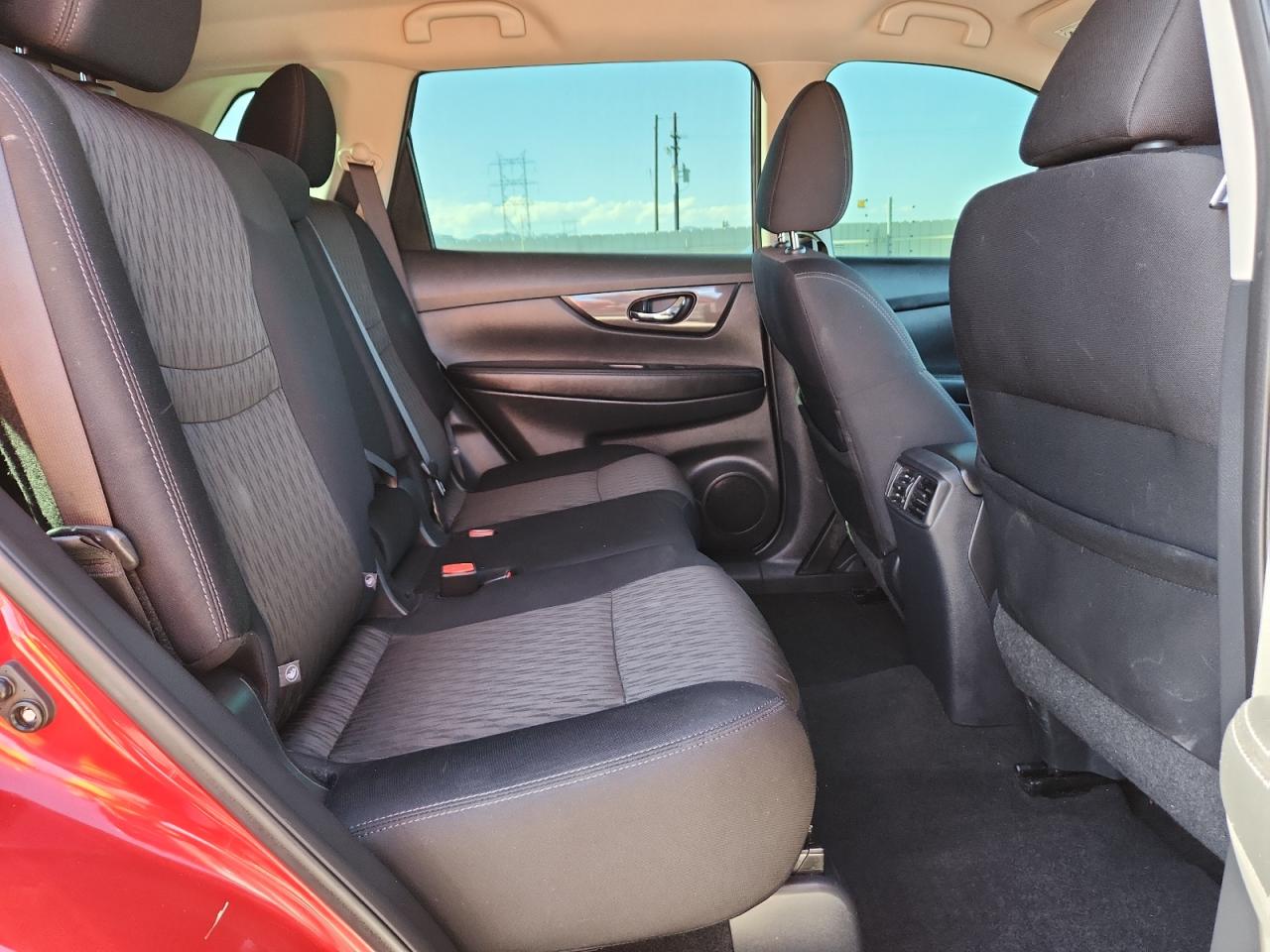 2018 Nissan Rogue S VIN: 5N1AT2MV3JC703147 Lot: 82177085