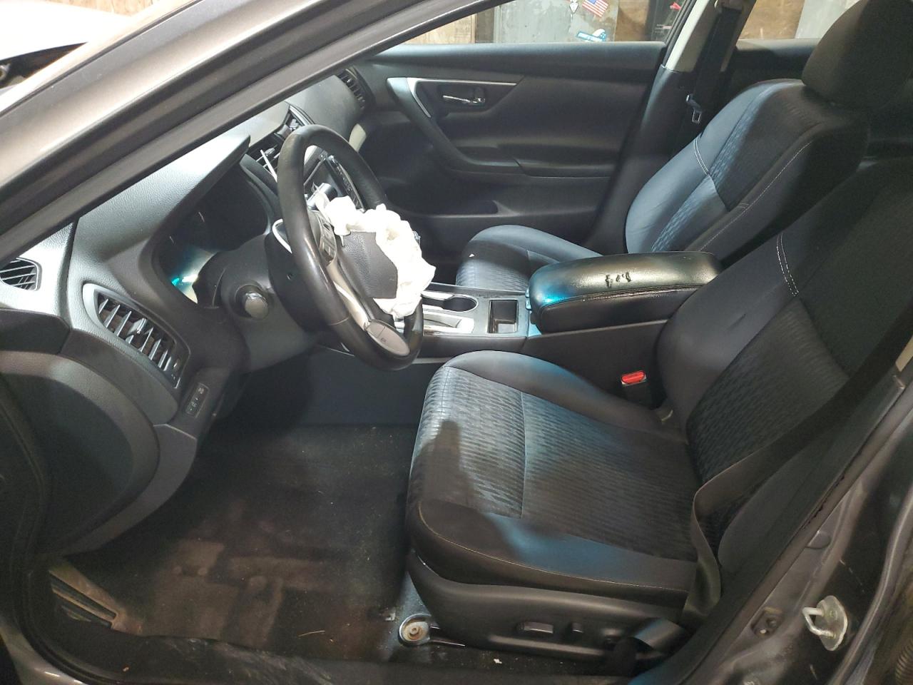 2017 Nissan Altima 2.5 VIN: 1N4AL3AP8HC235657 Lot: 85008895