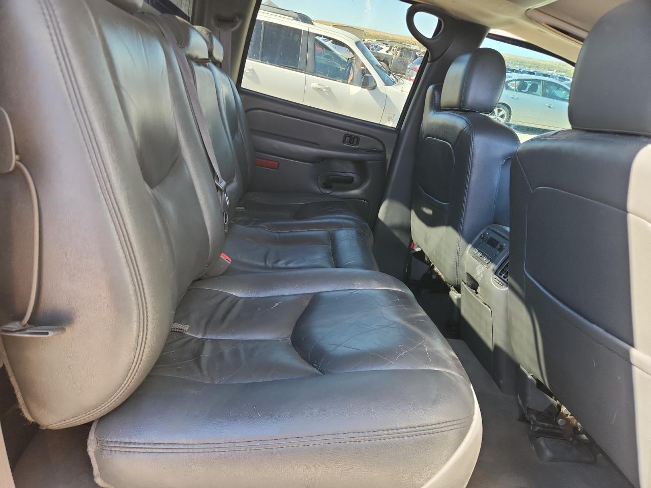 2004 Chevrolet Avalanche K1500 VIN: 3GNEK12T44G174563 Lot: 86890205