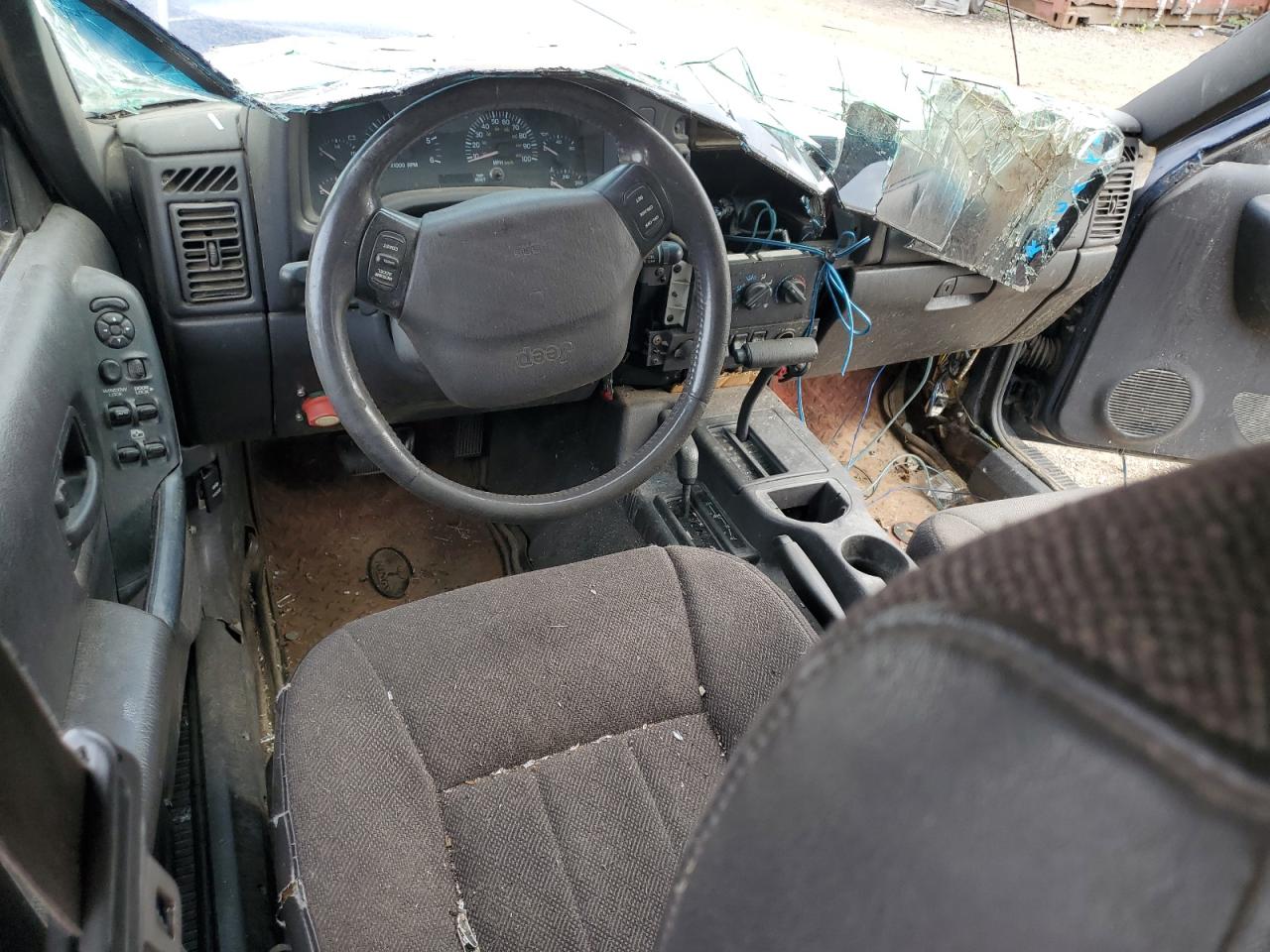 2001 Jeep Cherokee Classic VIN: 1J4FF58SX1L532118 Lot: 82279675