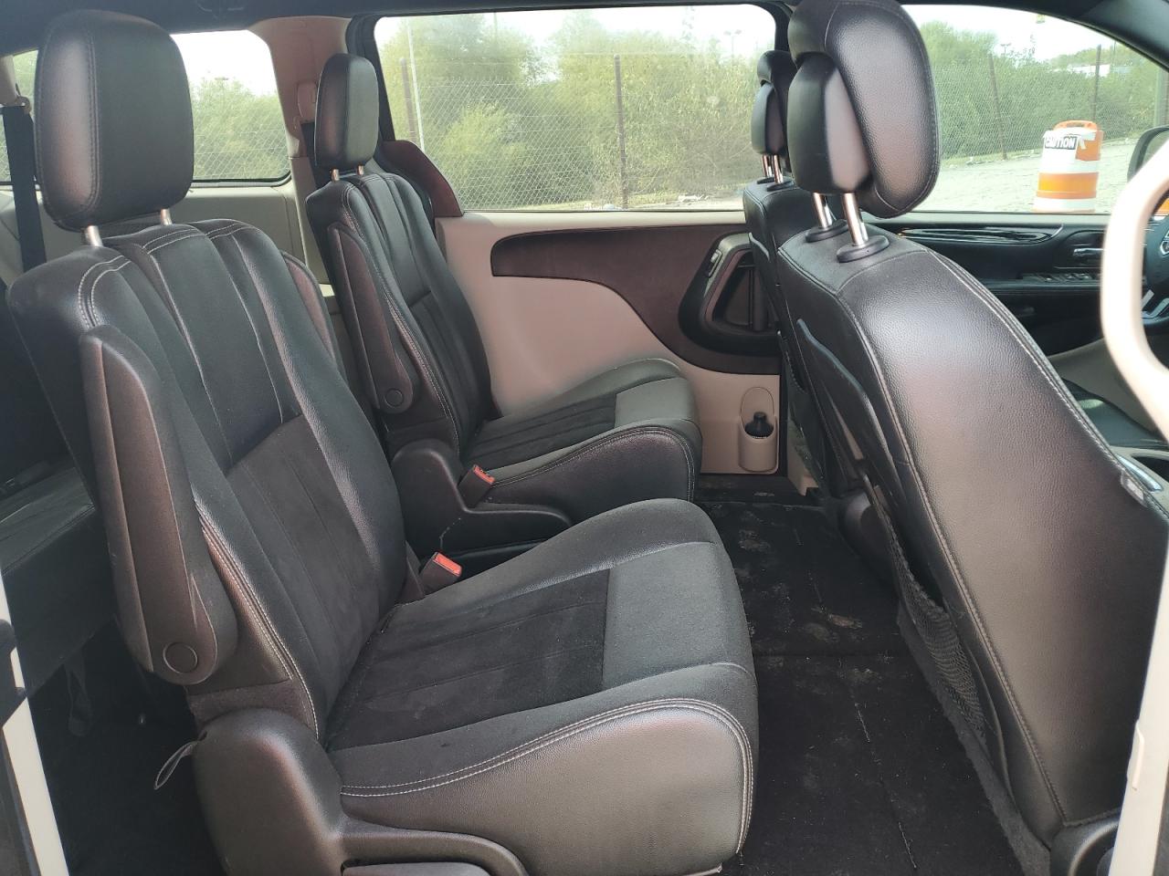 2018 Dodge Grand Caravan Sxt VIN: 2C4RDGCG4JR250071 Lot: 81950935