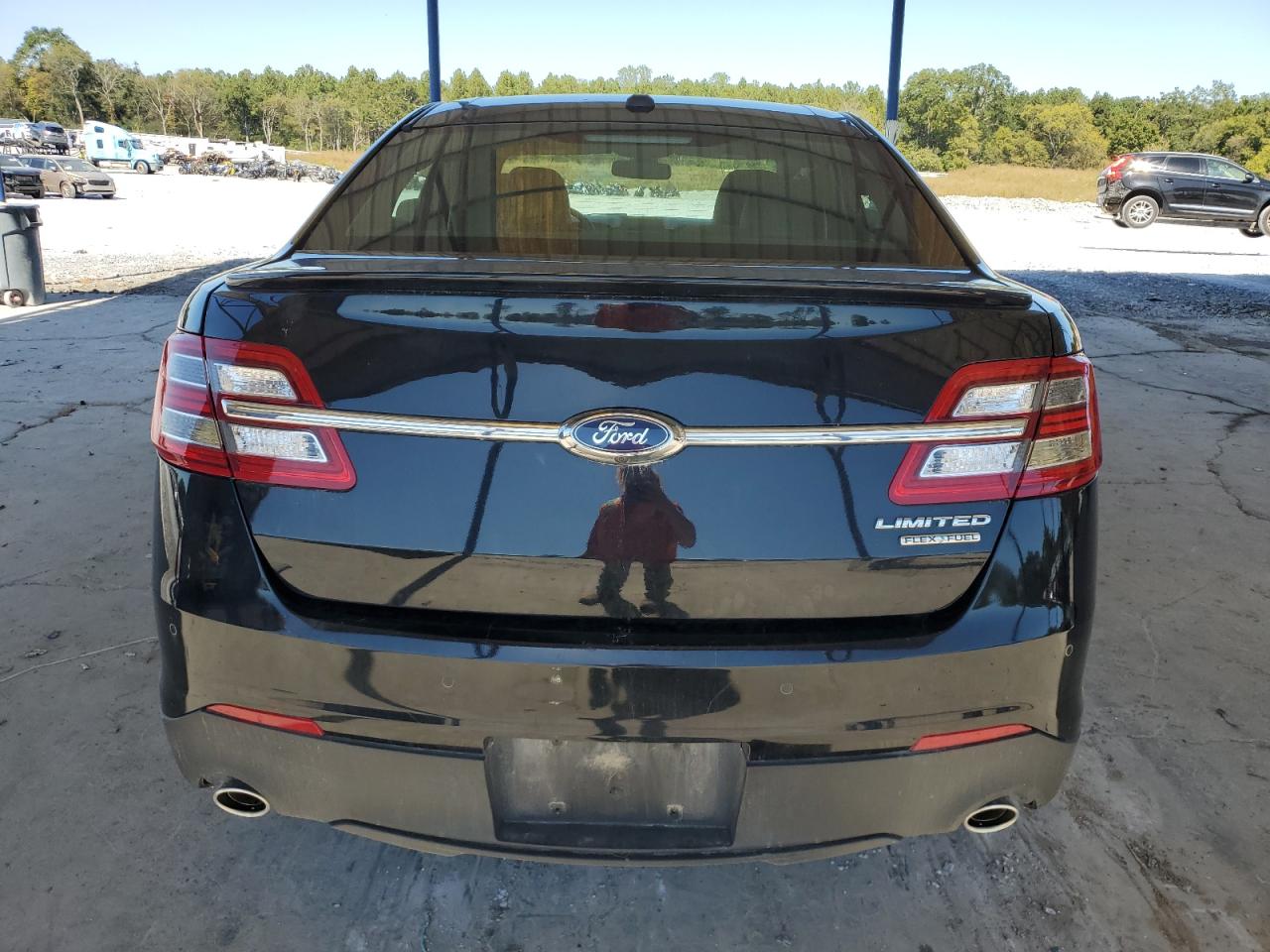 2018 Ford Taurus Limited VIN: 1FAHP2F84JG126481 Lot: 82358505